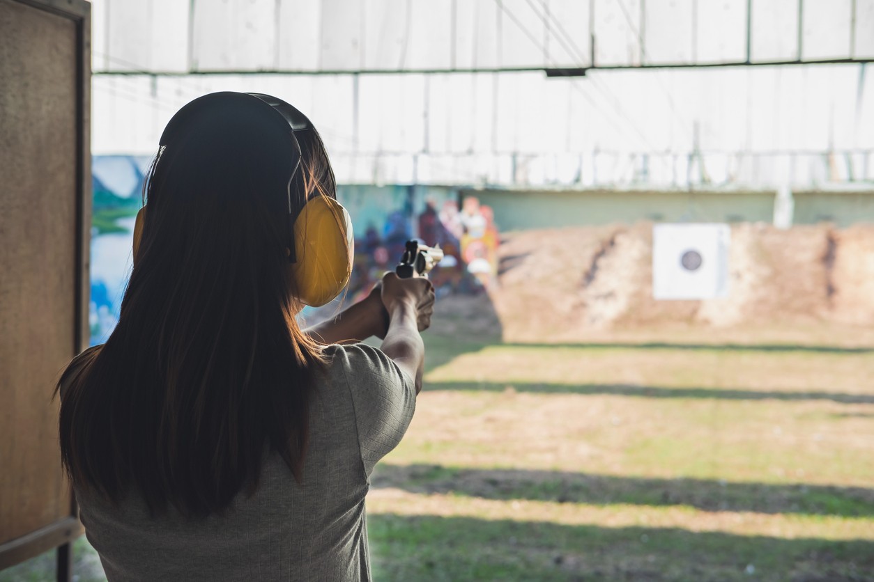 woman-at-shooting-range